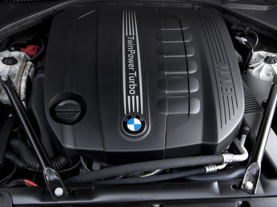  BMW 535d Sedan M Sport Package 2011 года  (AU) (фото 2 из 6)